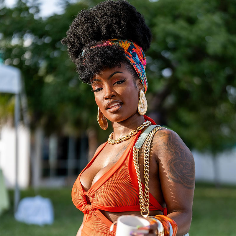 Bubbles & Brunch 2024: Bubble Flowers